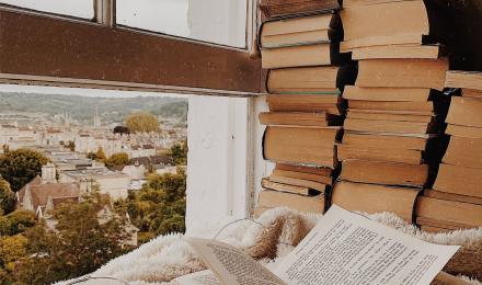 Books Aesthetic Wallpapers