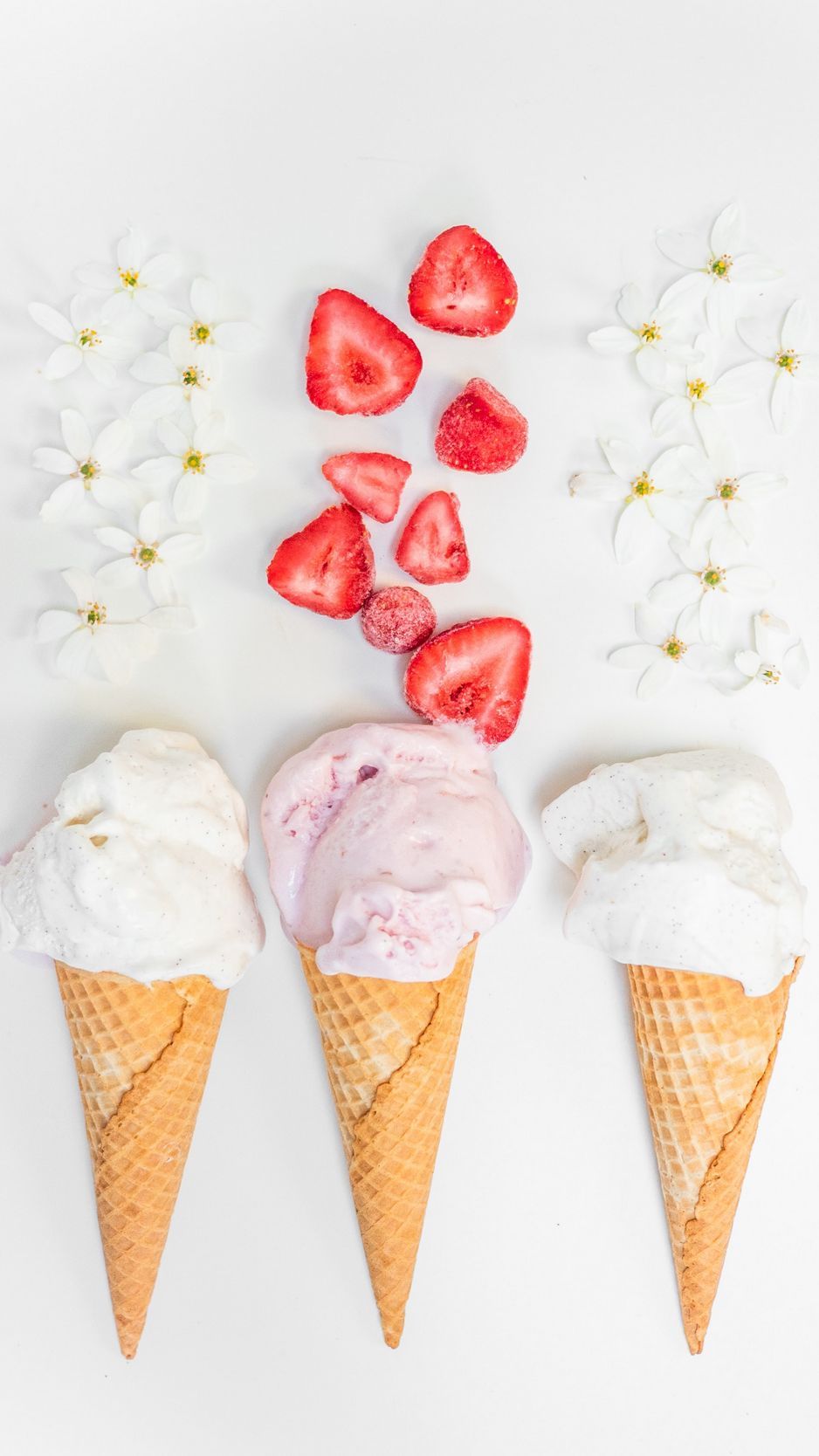 Download Wallpaper 938x1668 Ice Cream, Waffle, Strawberries, Dessert Iphone 8 7 6s 6 For Parallax HD Background
