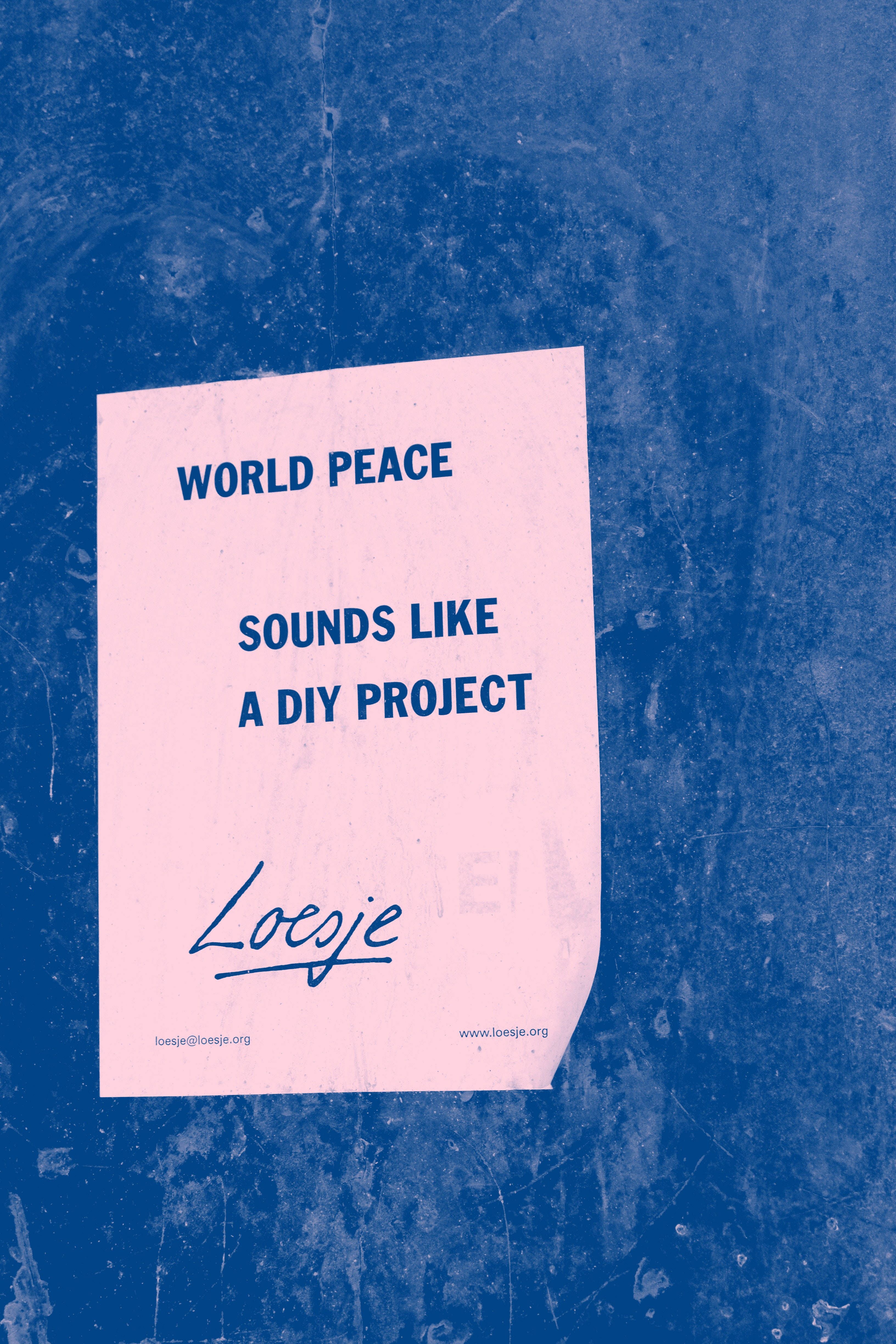 A piece of paper with the words world peace sounds like diy - Peace