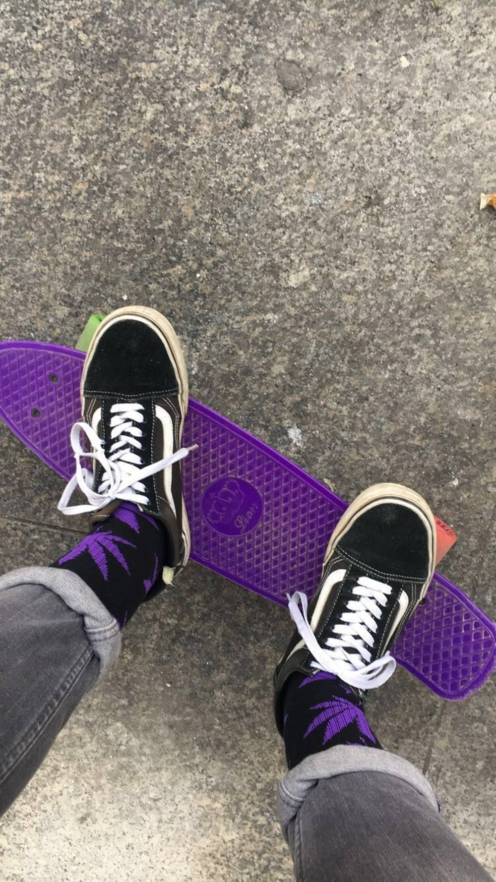 A reviewer's feet on a penny board - Skate
