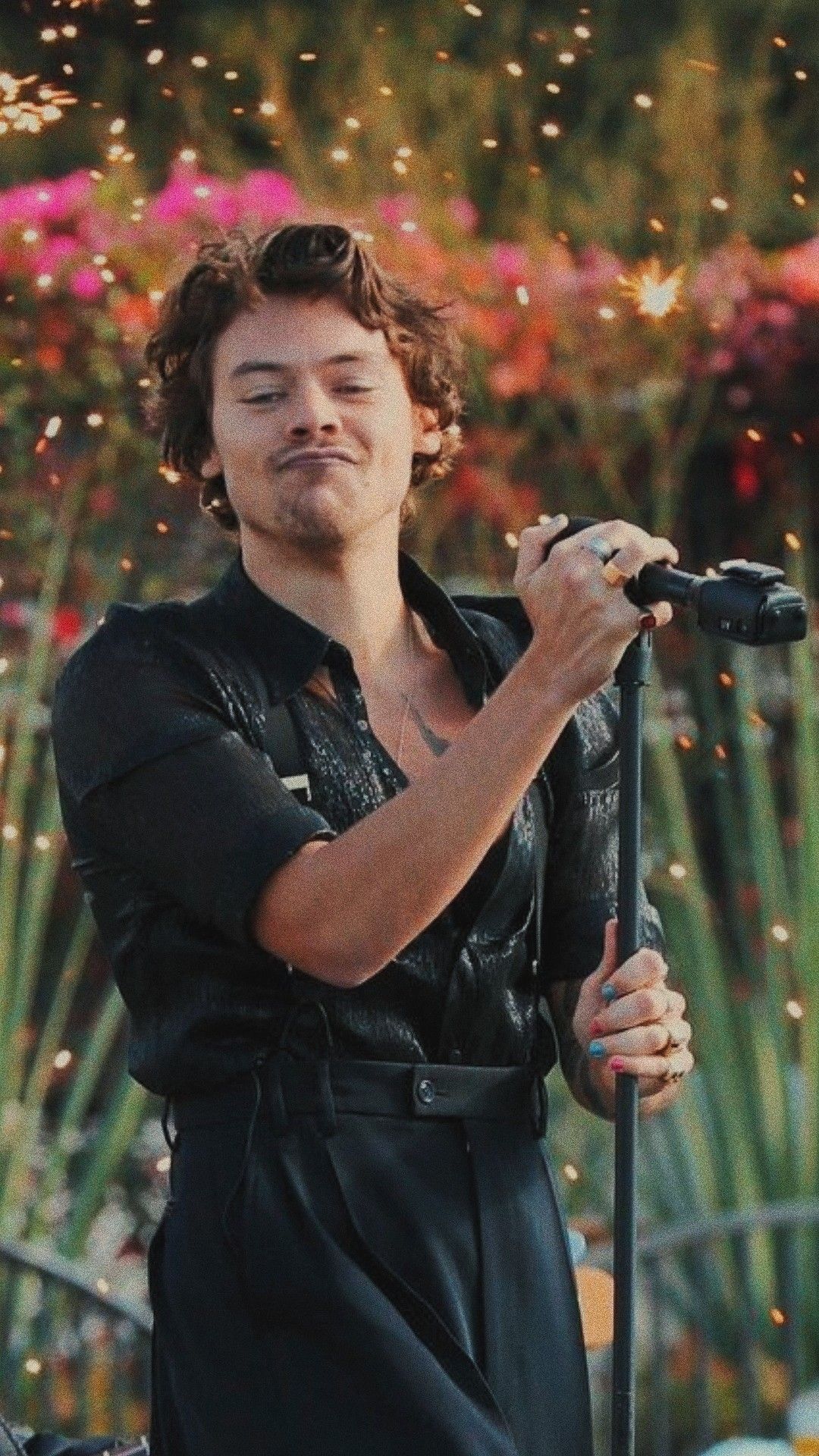 Harry Styles iPhone Wallpaper with high-resolution 1080x1920 pixel. You can use this wallpaper for your iPhone 5, 6, 7, 8, X, XS, XR backgrounds, Mobile Screensaver, or iPad Lock Screen - Harry Styles