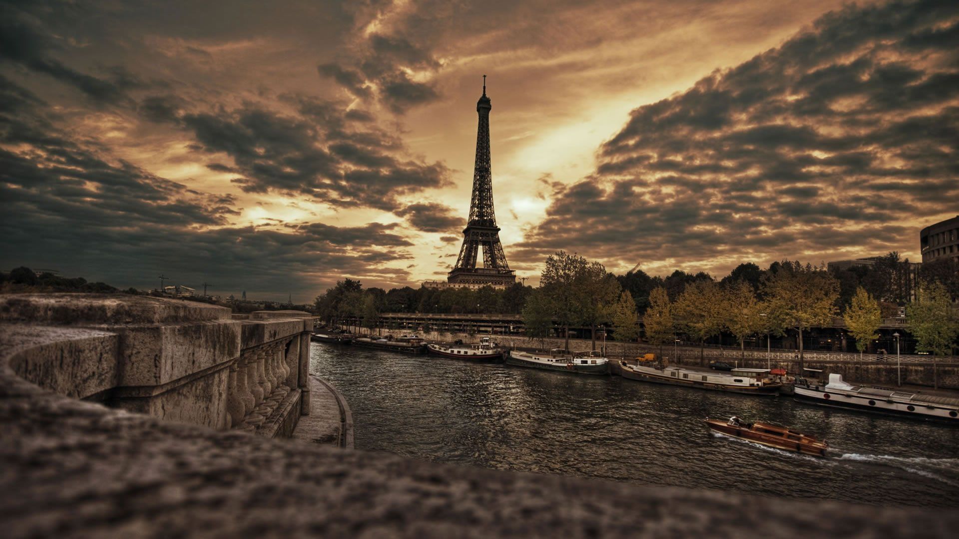Beautiful Paris HD wallpaper