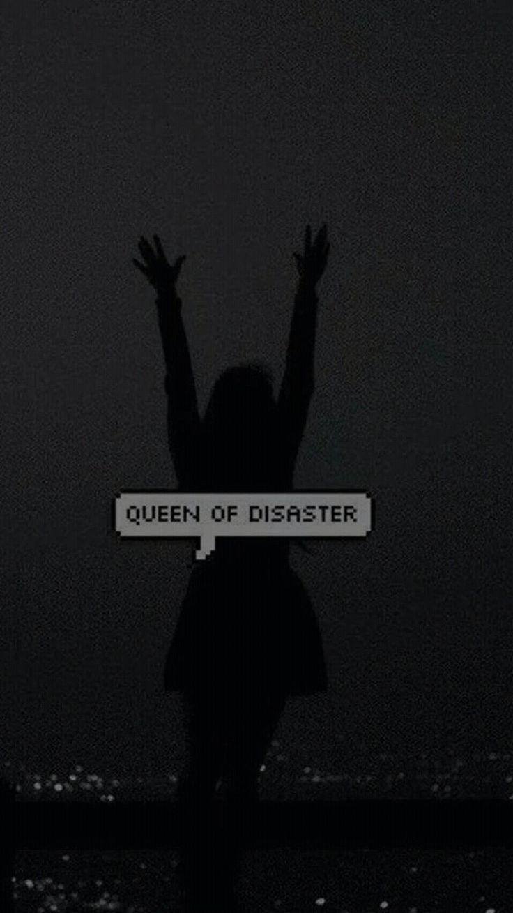 Queen of disaster - Gothic