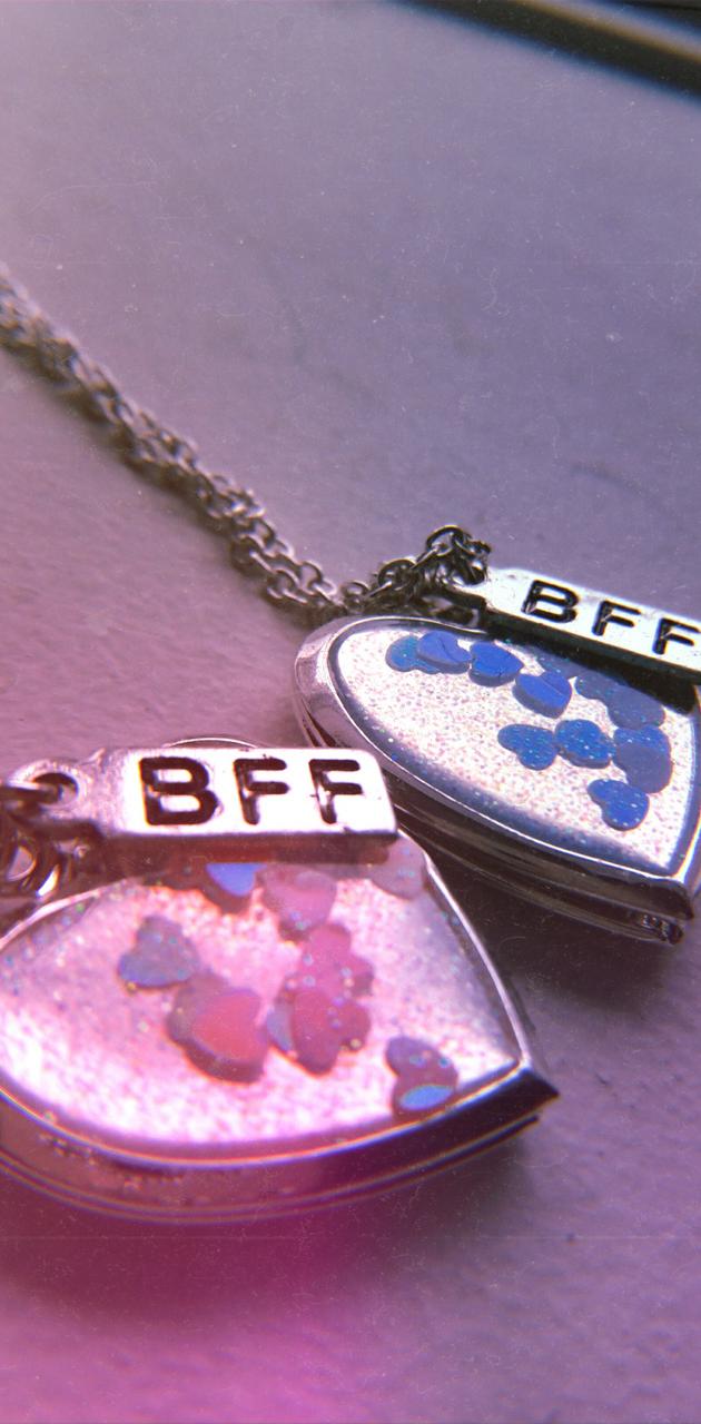 A heart shaped necklace with the letters bff on it - Bestie