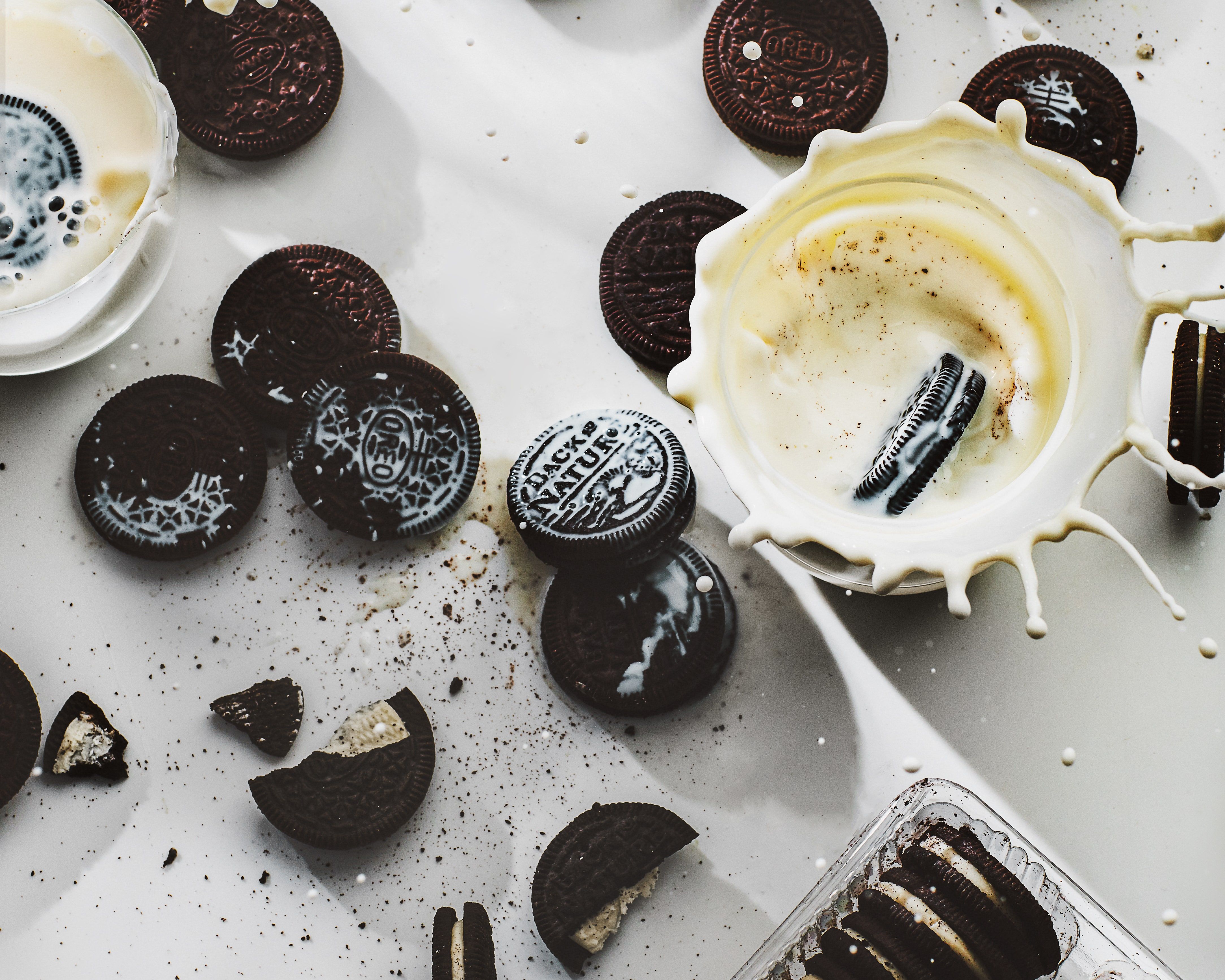 A plate of cookies and milk - Oreo