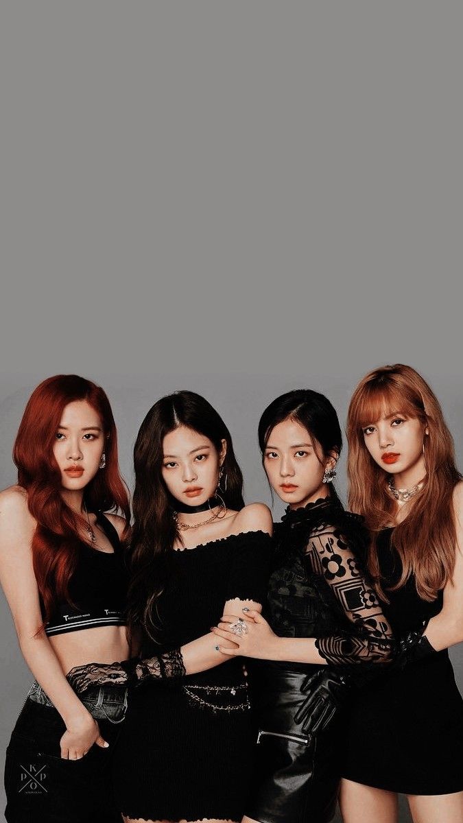 Blackpink is a South Korean girl group consisting of four members: Jisoo, Jennie, Rose, and Lisa. - BLACKPINK