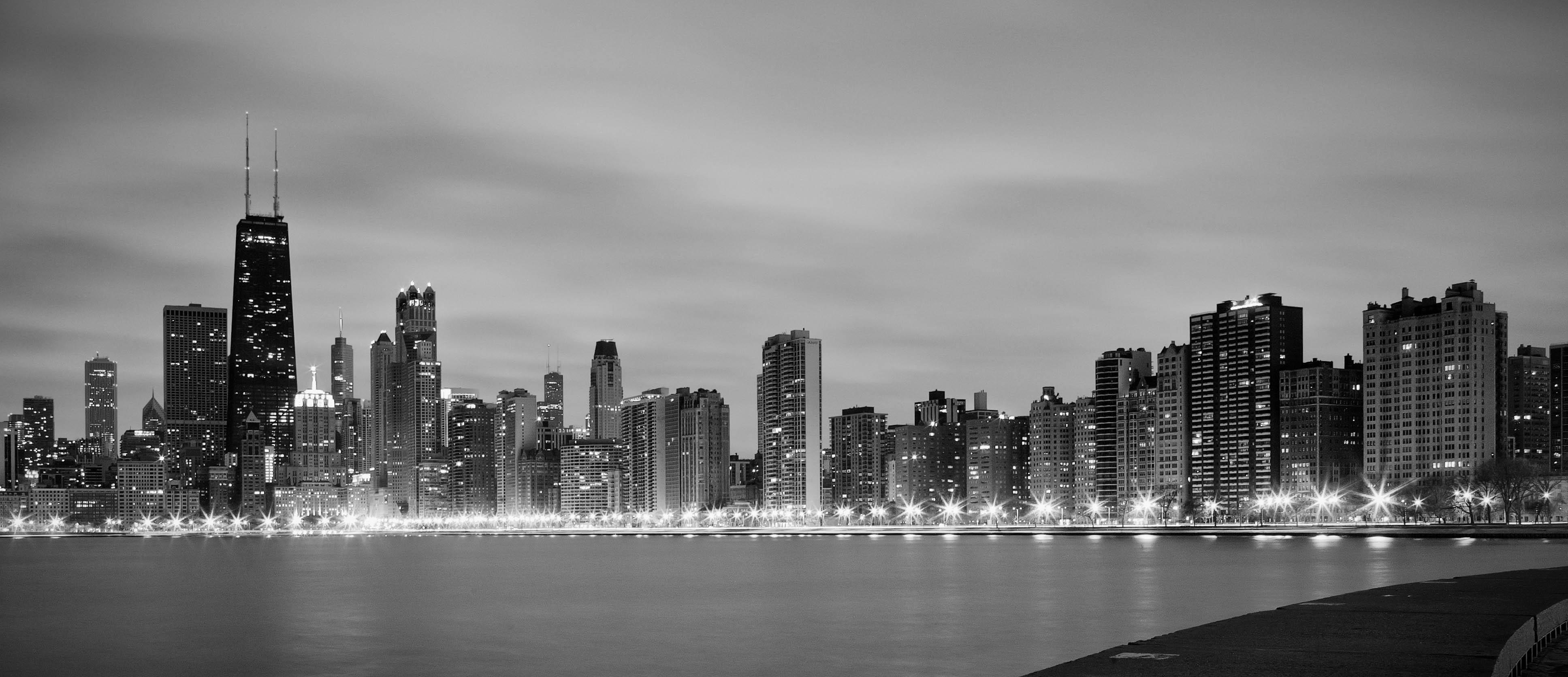A black and white photo of the city - Chicago