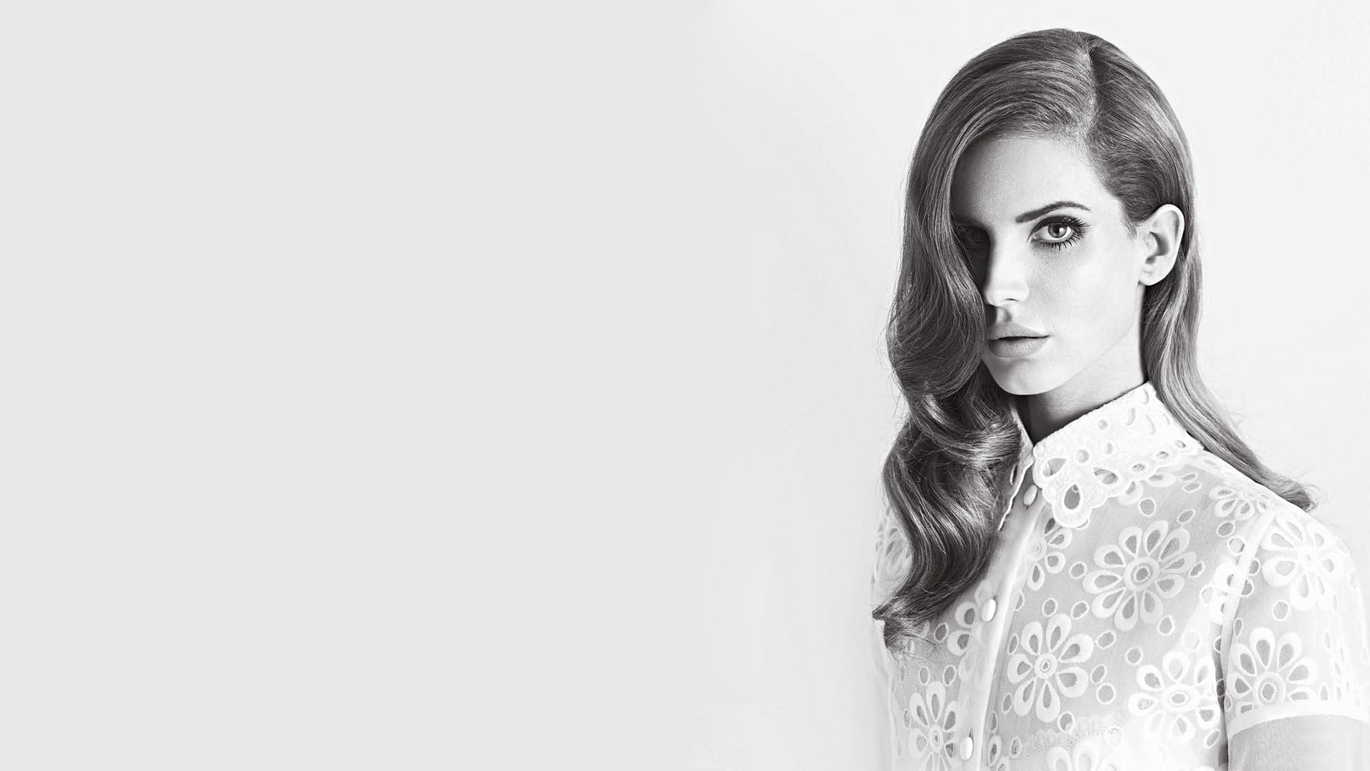 A black and white image of an attractive woman - Lana Del Rey