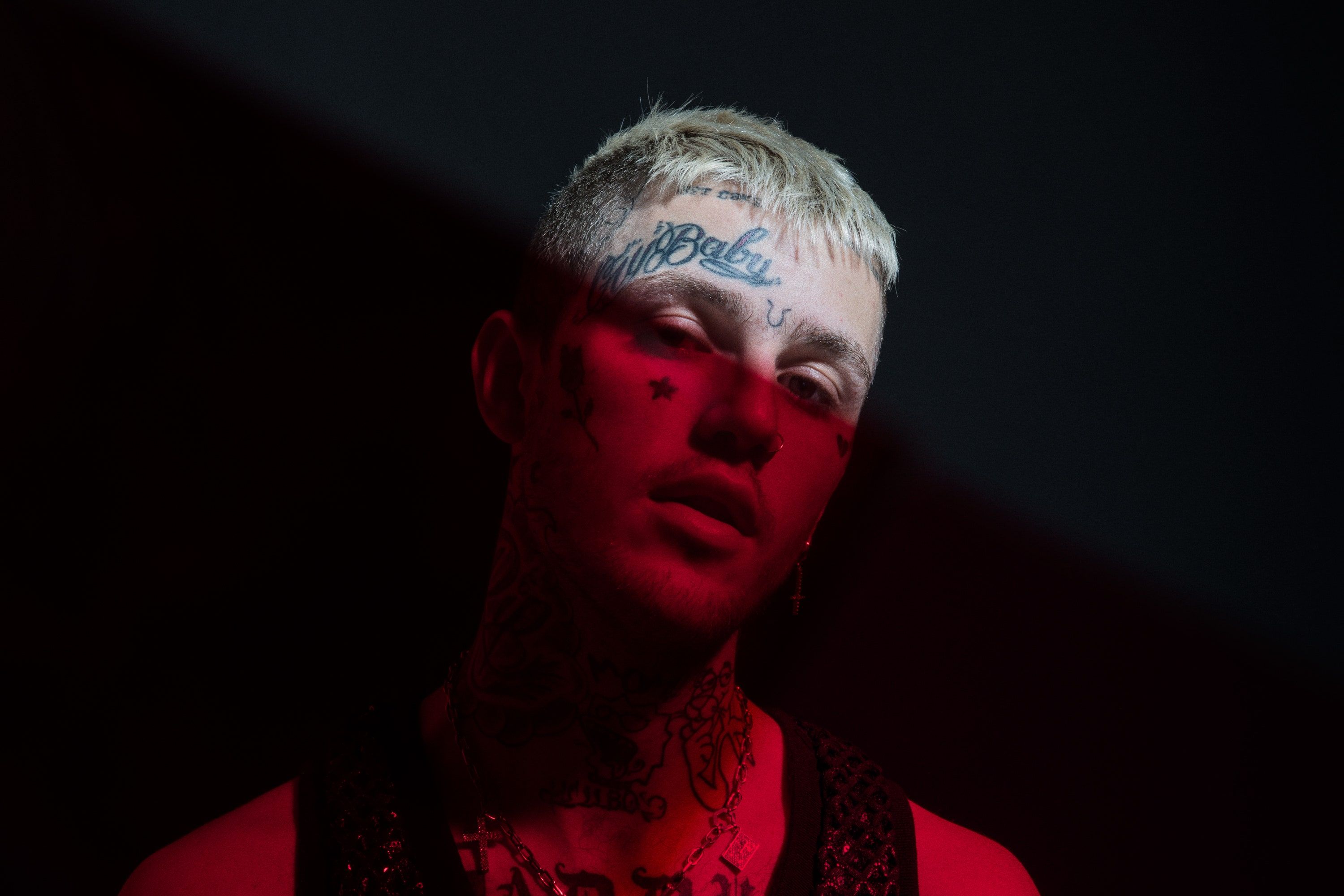 Emo Rapper Lil Peep Says His Fearless Style Is What Fashion Needs Right Now