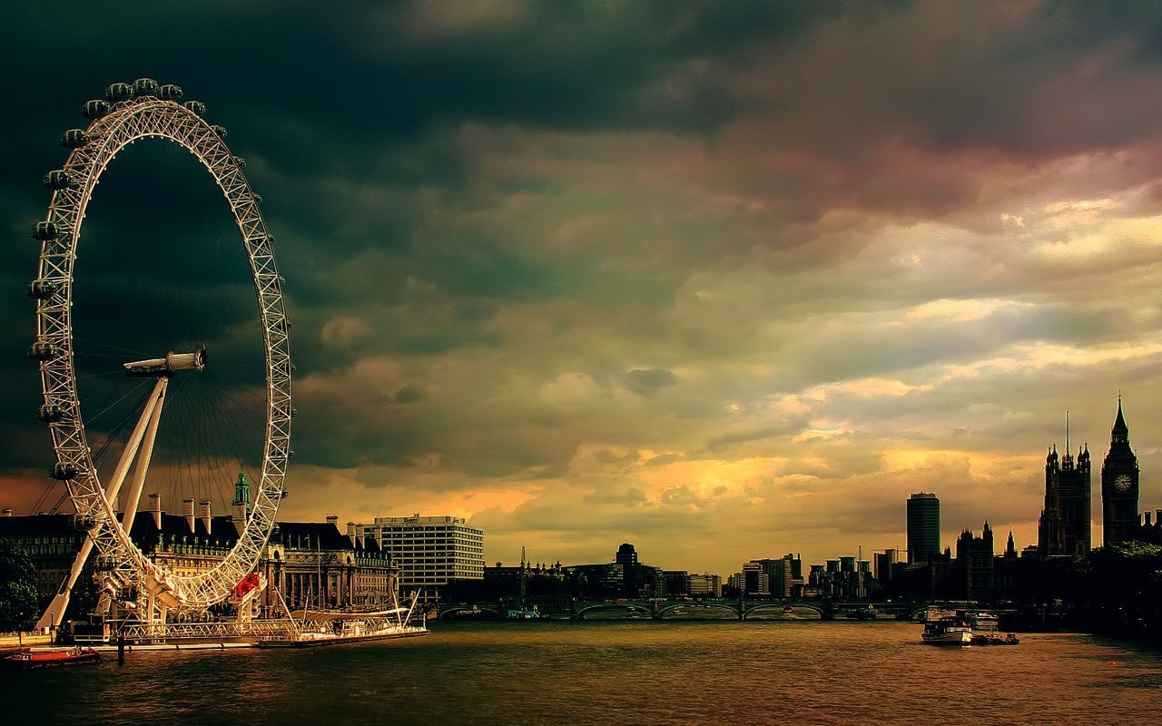 A large ferris wheel in the middle of london - London