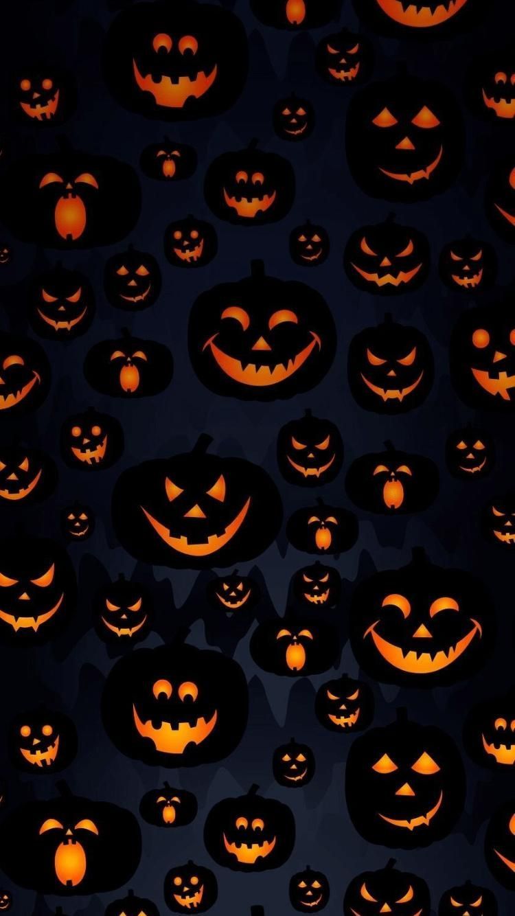 Halloween iPhone wallpaper with pumpkins of different shapes and sizes - Cute Halloween