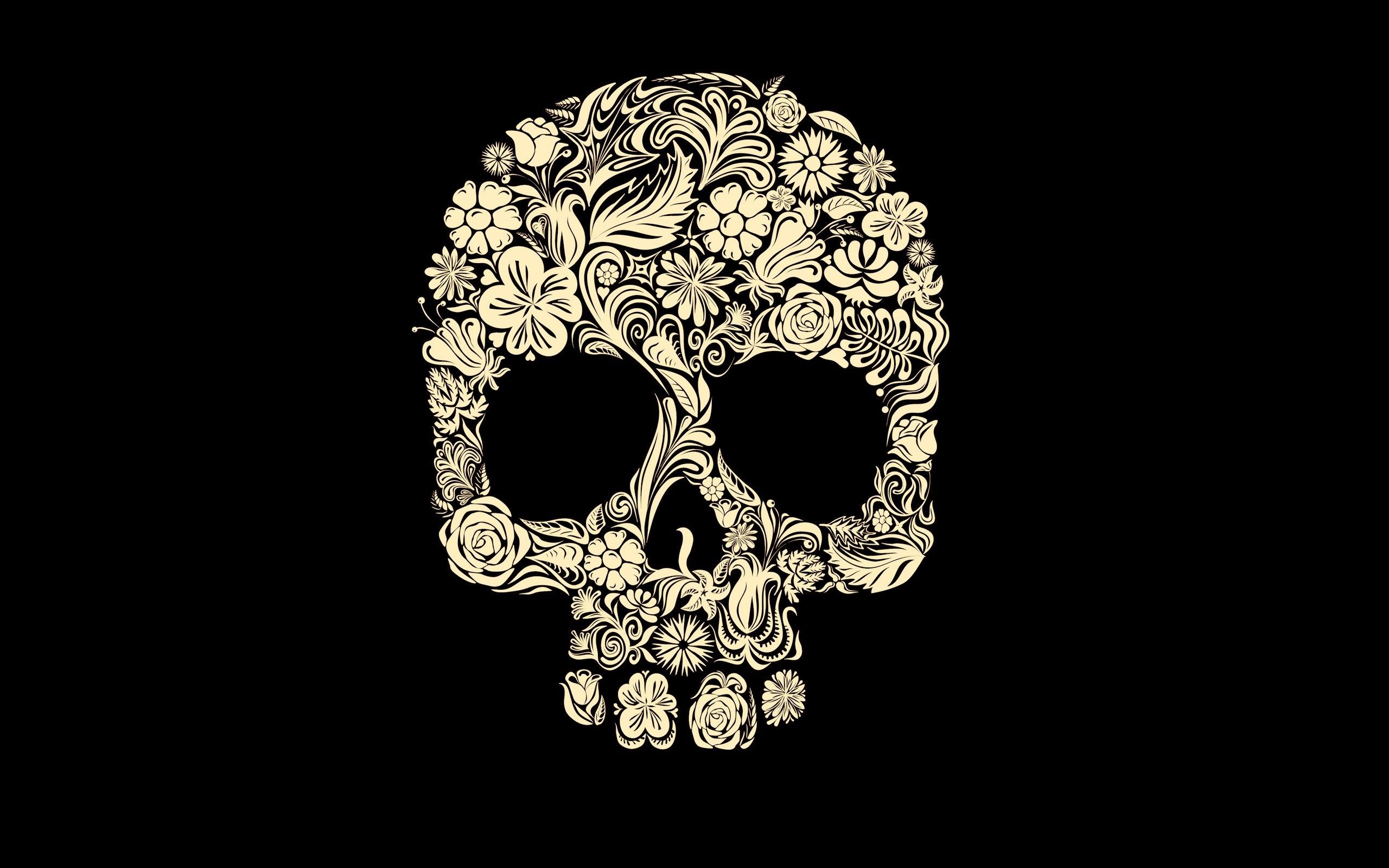 A skull with flowers and leaves on it - Mexico