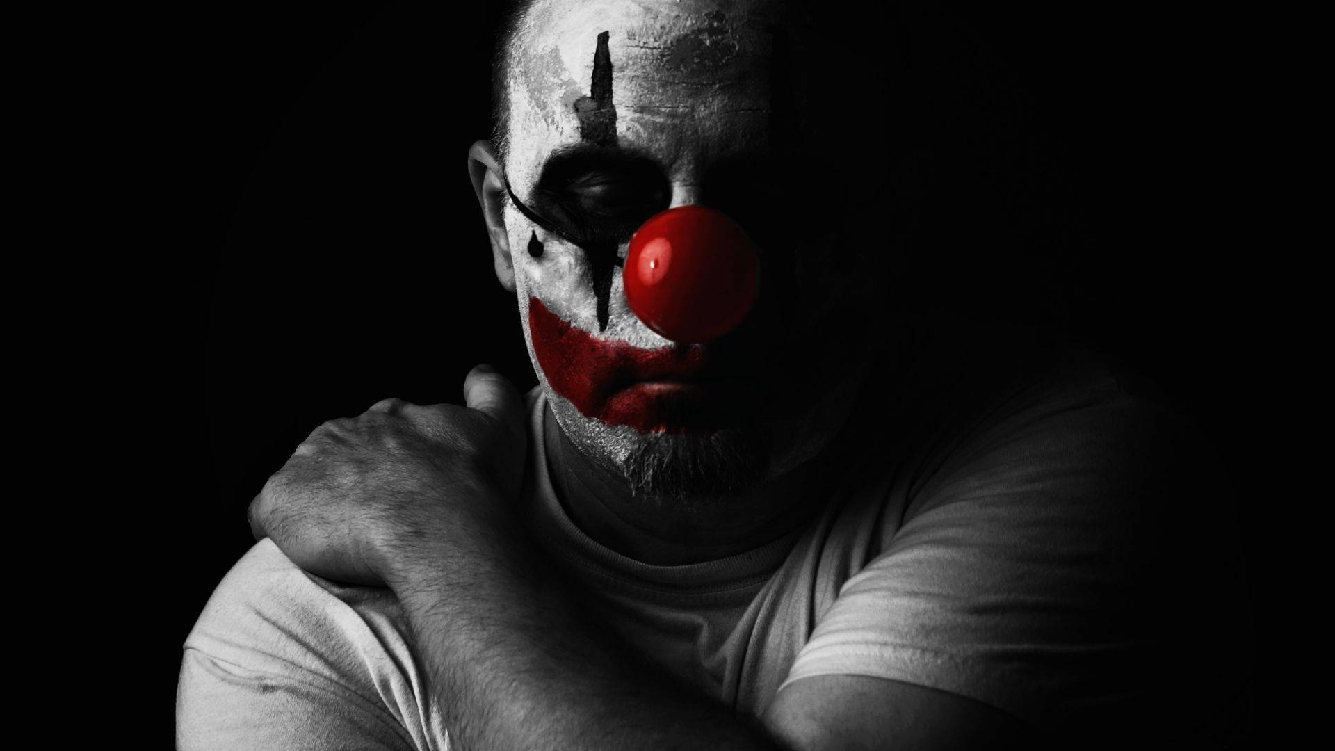 Download Clown In Monochrome Wallpaper