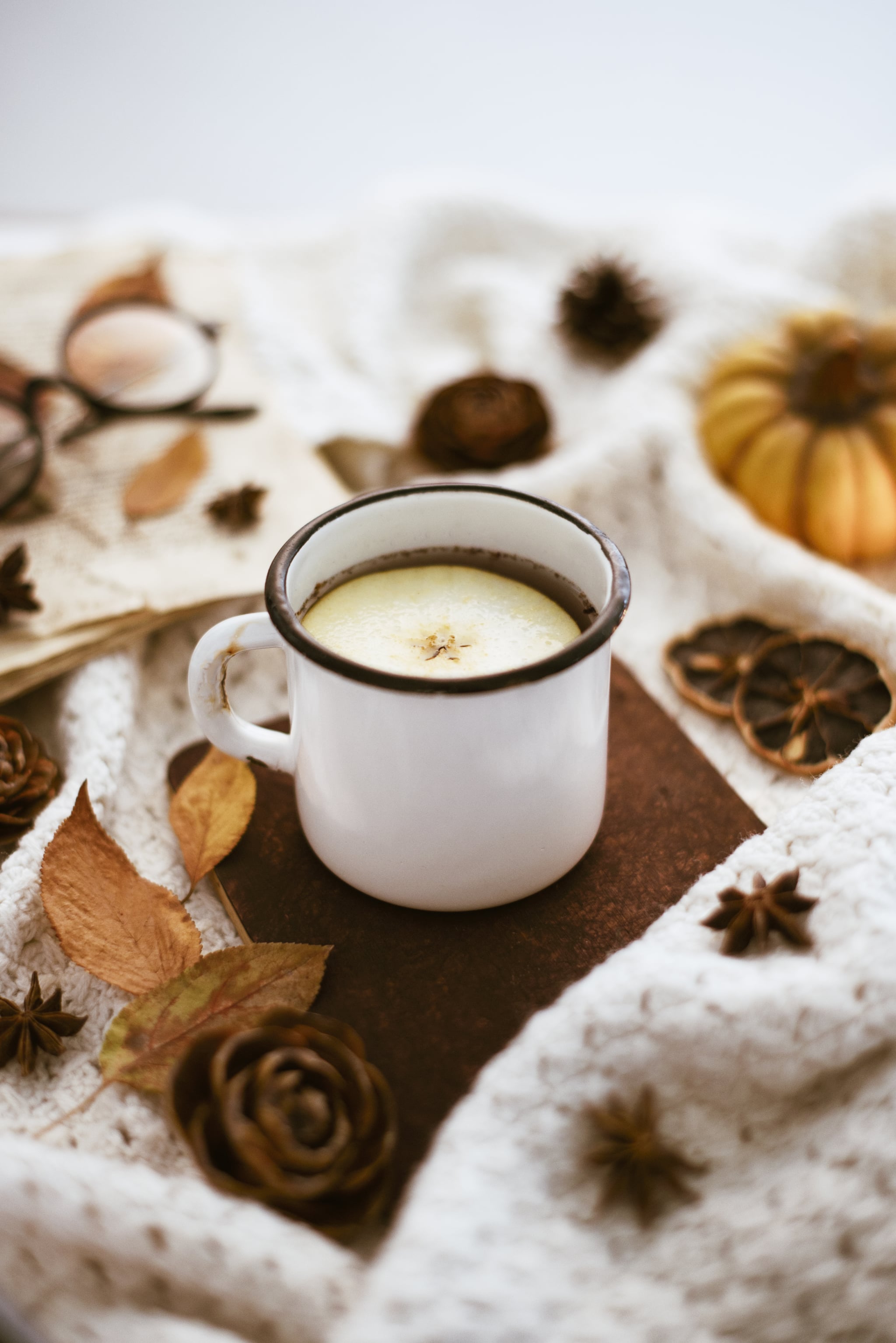 Fall Background: Cozy Tea iPhone Wallpaper Fall iPhone Wallpaper That'll Instantly Make You Feel Cozy