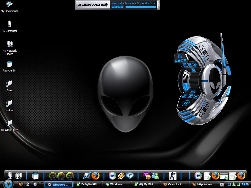 My Alienware desktop with my custom skin - 2000s