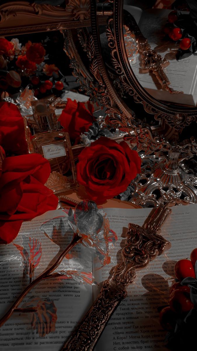 Royalcore, flowers & Dior. Aesthetic iphone wallpaper, Flowers photography wallpaper, Flower aesthetic