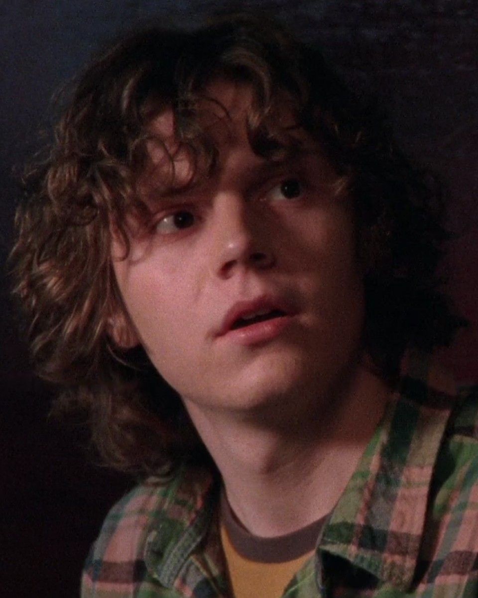 Evan Peters One Tree Hill Evan Peters Rare American Horror Story Icon Wallpaper Aesthetic Cute GIF. Evan peters, Kyle spencer, American horror story seasons