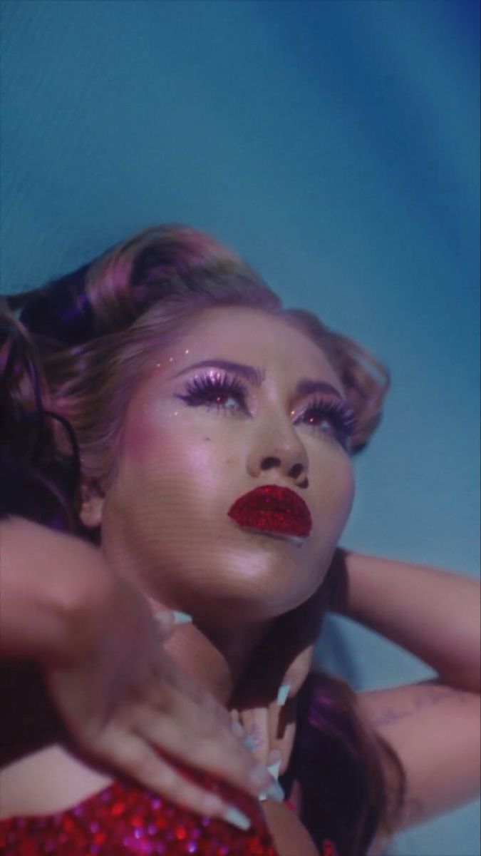 kali uchis