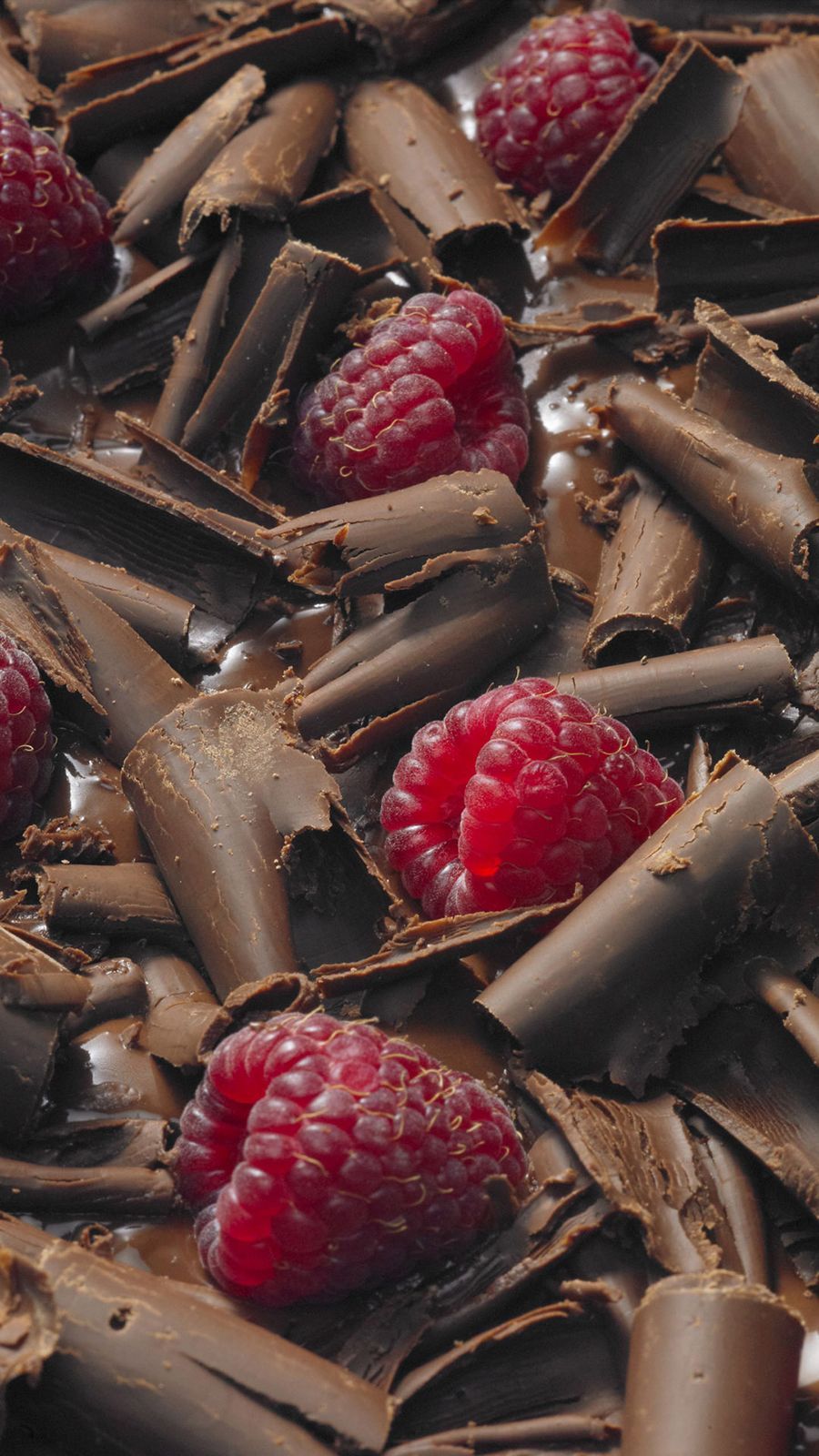 Chocolate Raspberry Desert Valentines 4K Wallpaper