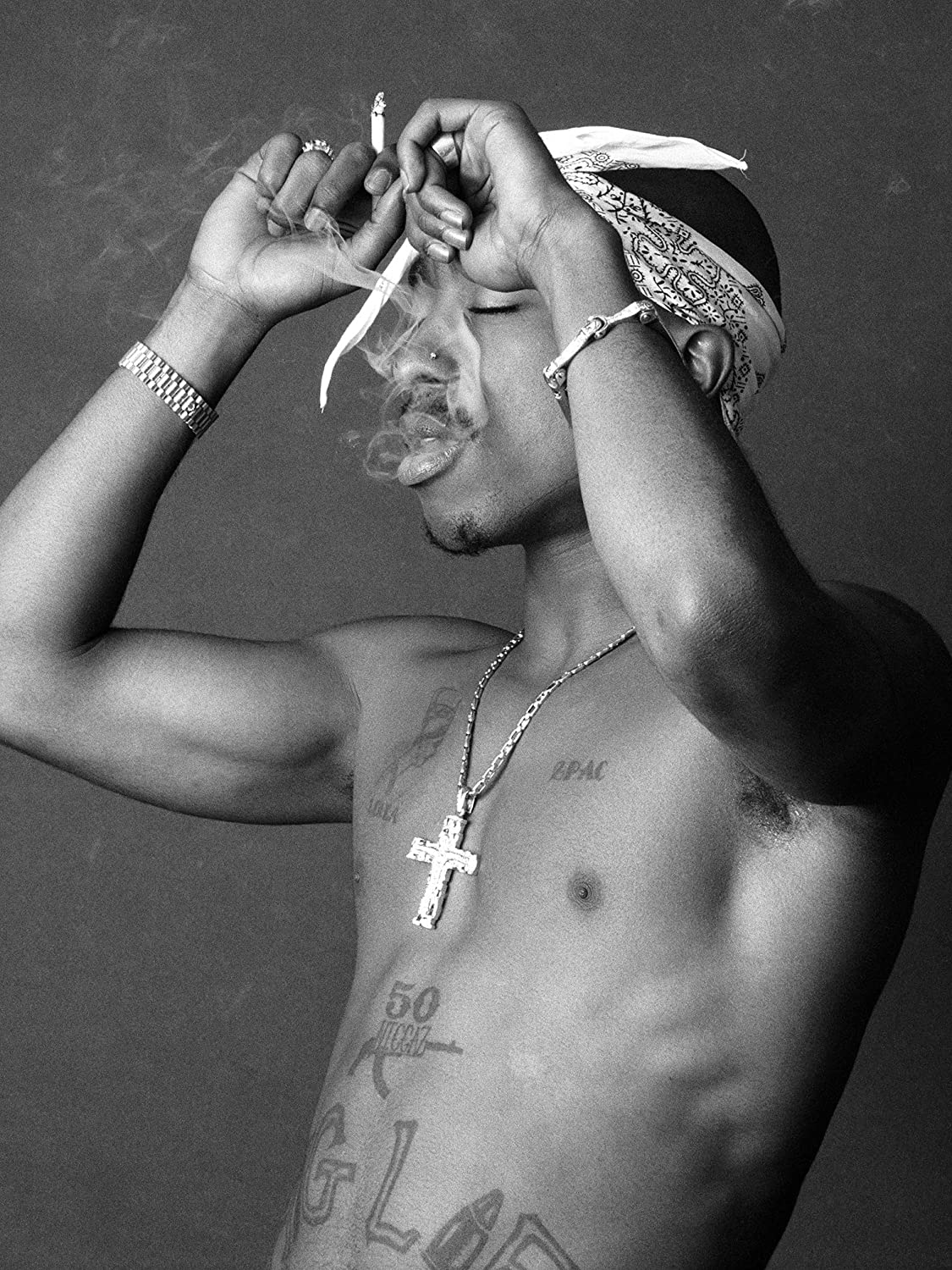 Tupac Smoking Wallpaper