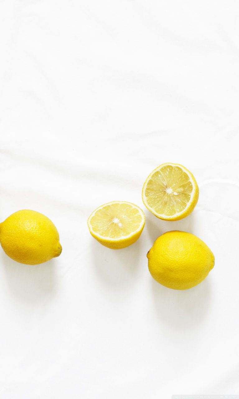 A group of lemons on top and bottom - Lemon