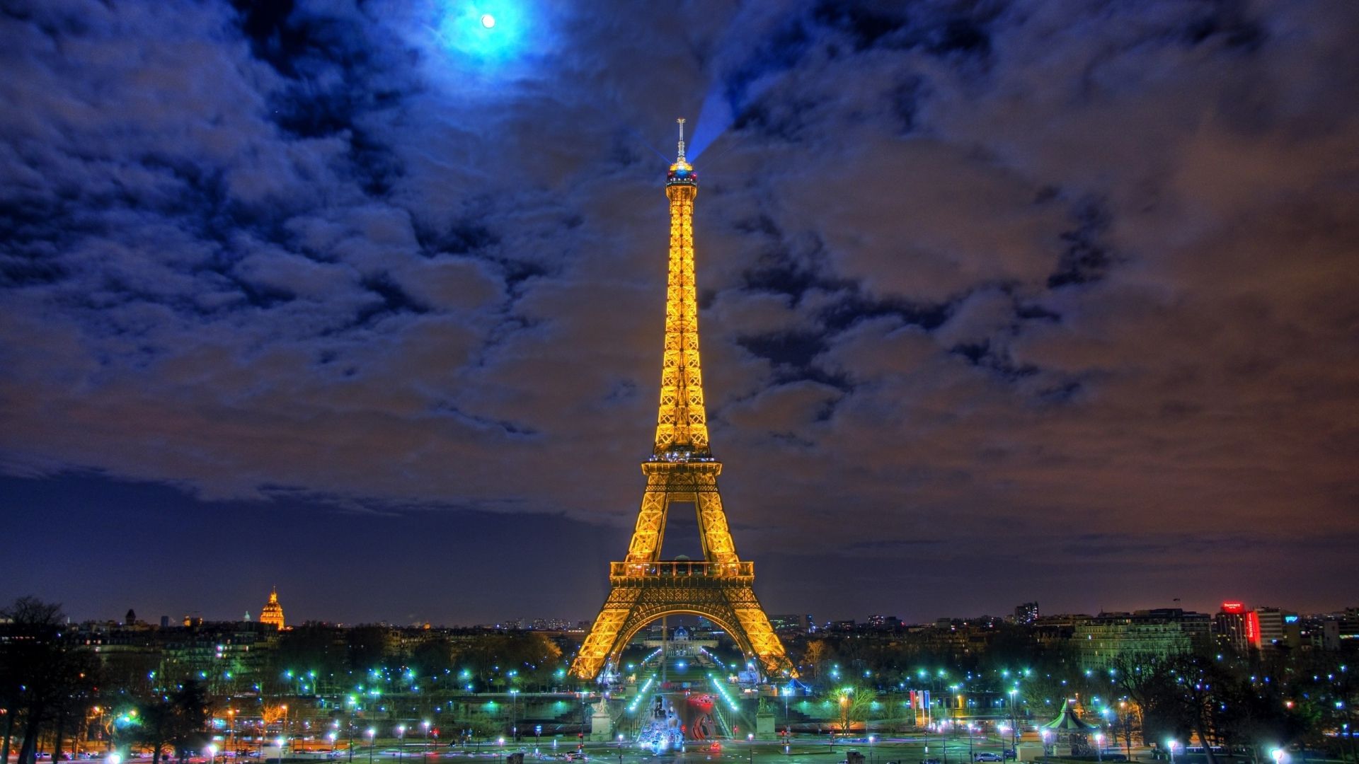 Eiffel Tower Background