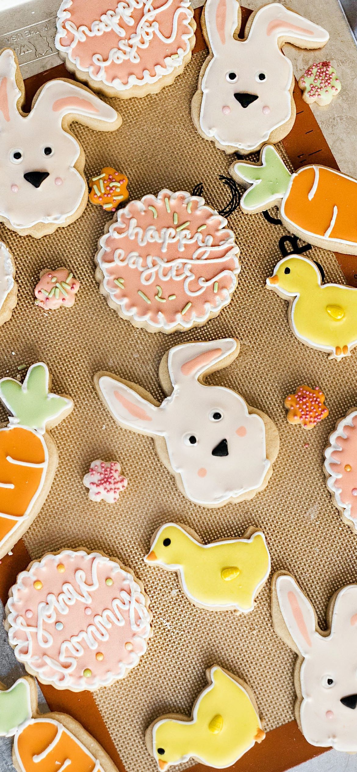A tray of cookies with bunnies and ducks on it - Easter