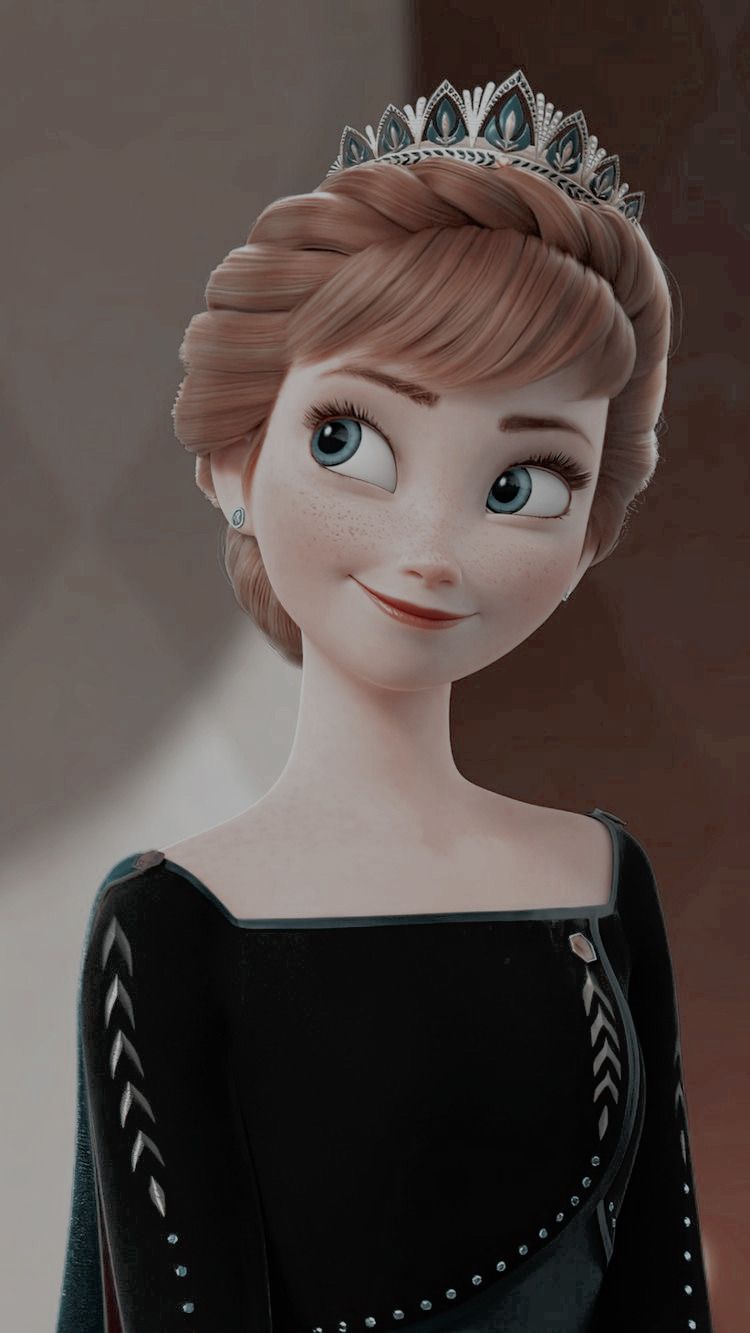 Elsa from Frozen 2 with a tiara and a smile - Elsa