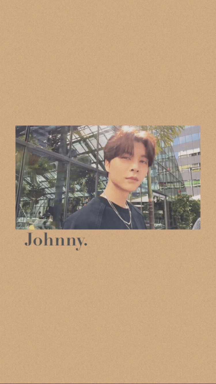 A book cover that says johnny - NCT