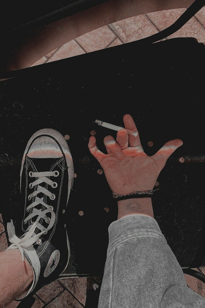 Converse Aesthetic Wallpaper Free Converse Aesthetic Background