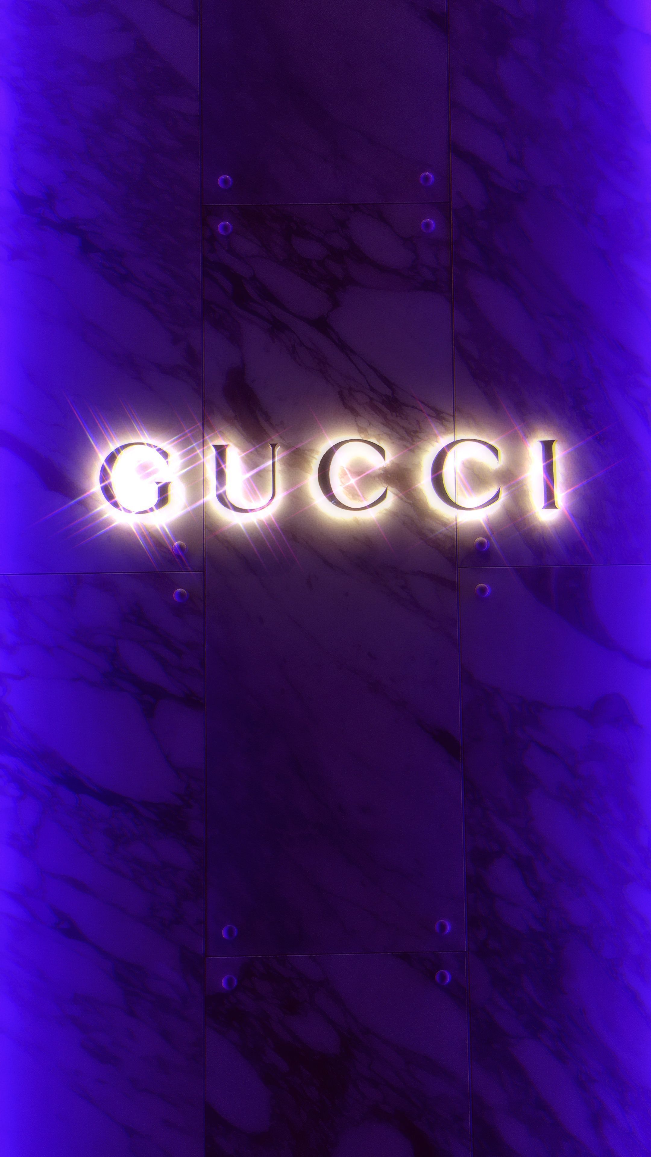 Gucci Aesthetic Wallpaper
