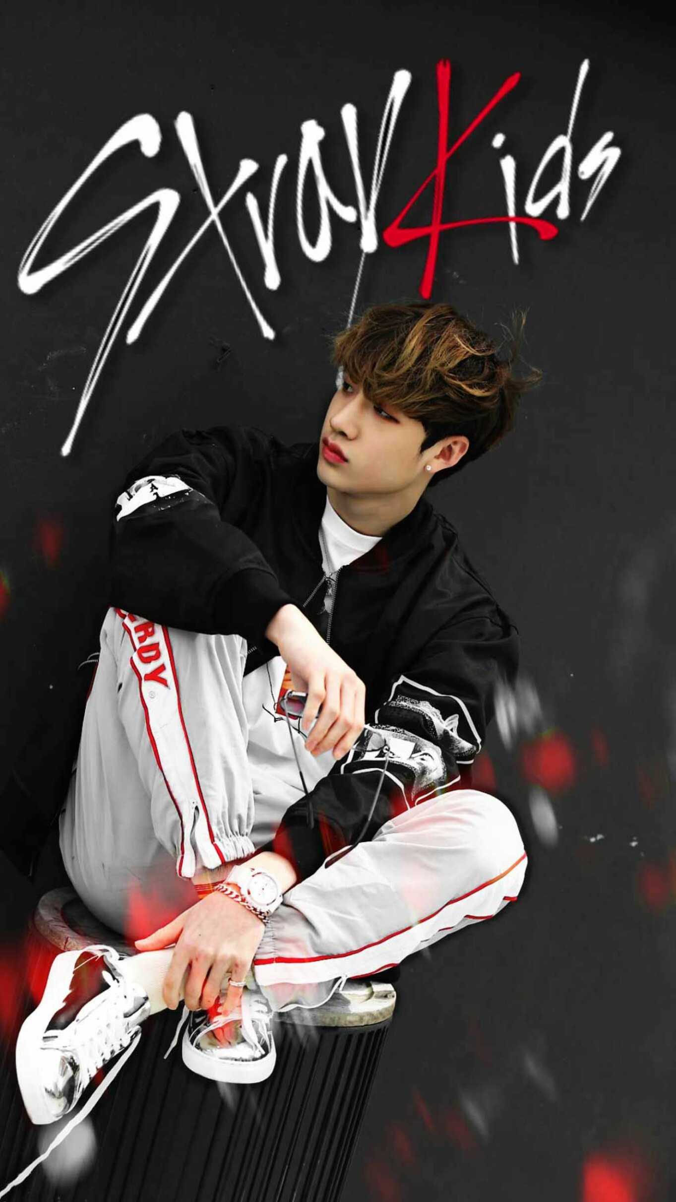 Stray Kids Ikon Phone Wallpaper with high-resolution 1080x1920 pixel. You can use this wallpaper for your Windows and Mac OS computers as well as your Android and iPhone smartphones - Bang Chan