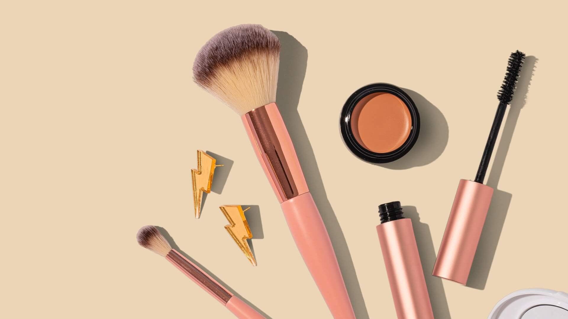 Beauty Ecommerce Trends & Growth Strategies & Brands to Follow [Examples]