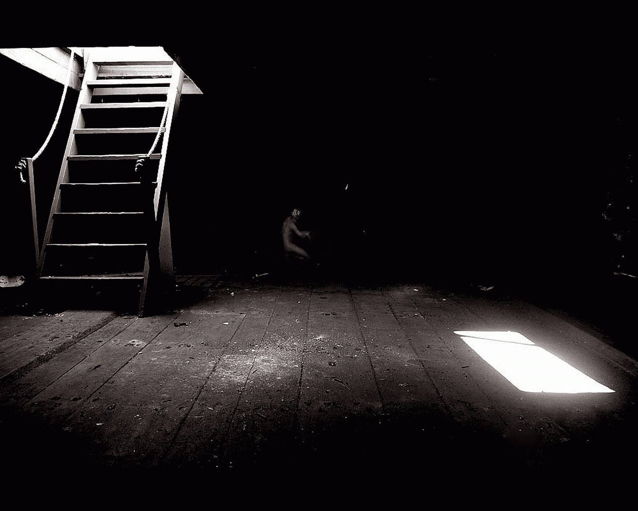 A person sitting in the dark near a ladder. - Creepy, 1280x1024
