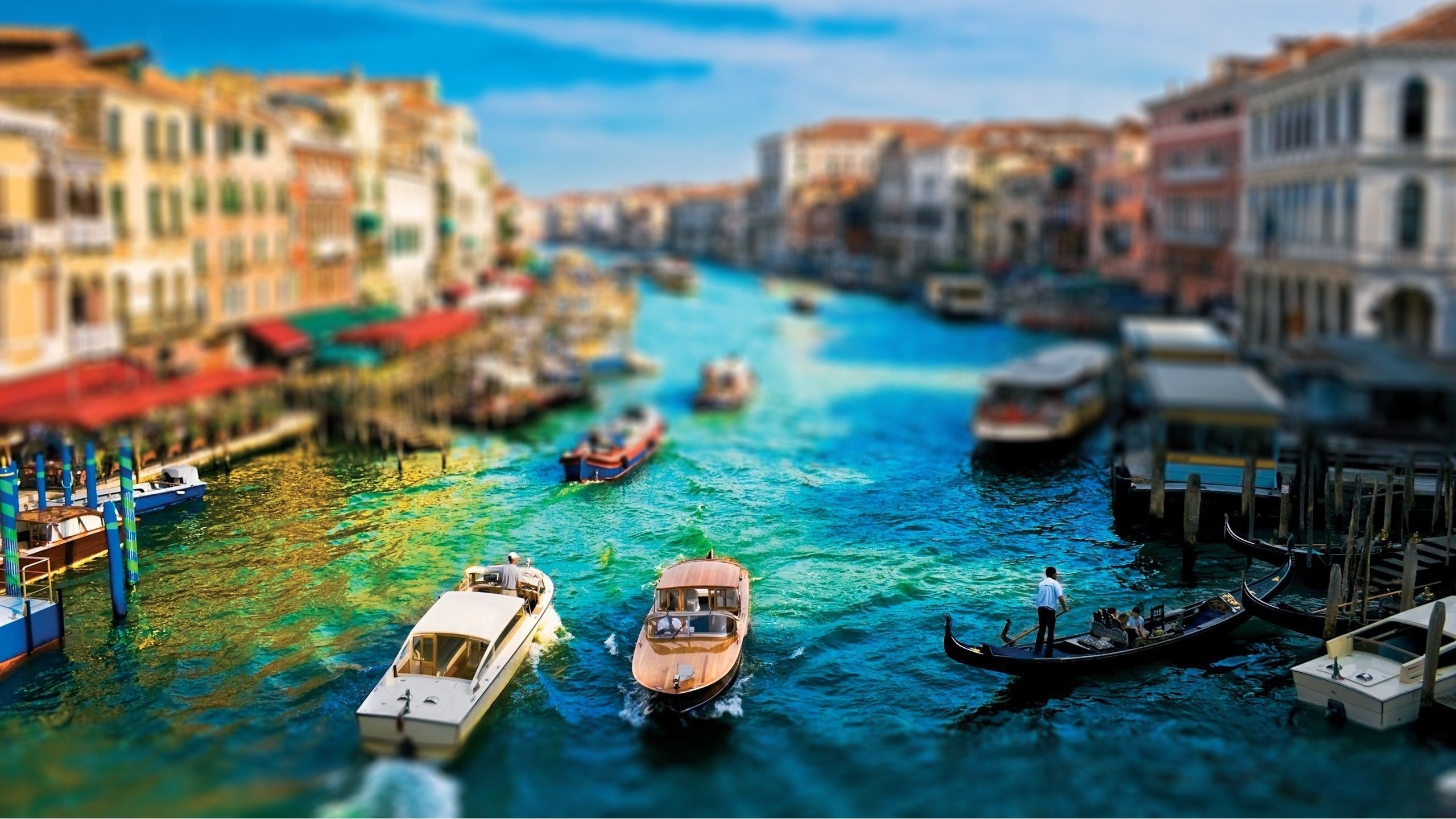 Wallpaper / photography, water, Venice, Italy, tilt shift free download