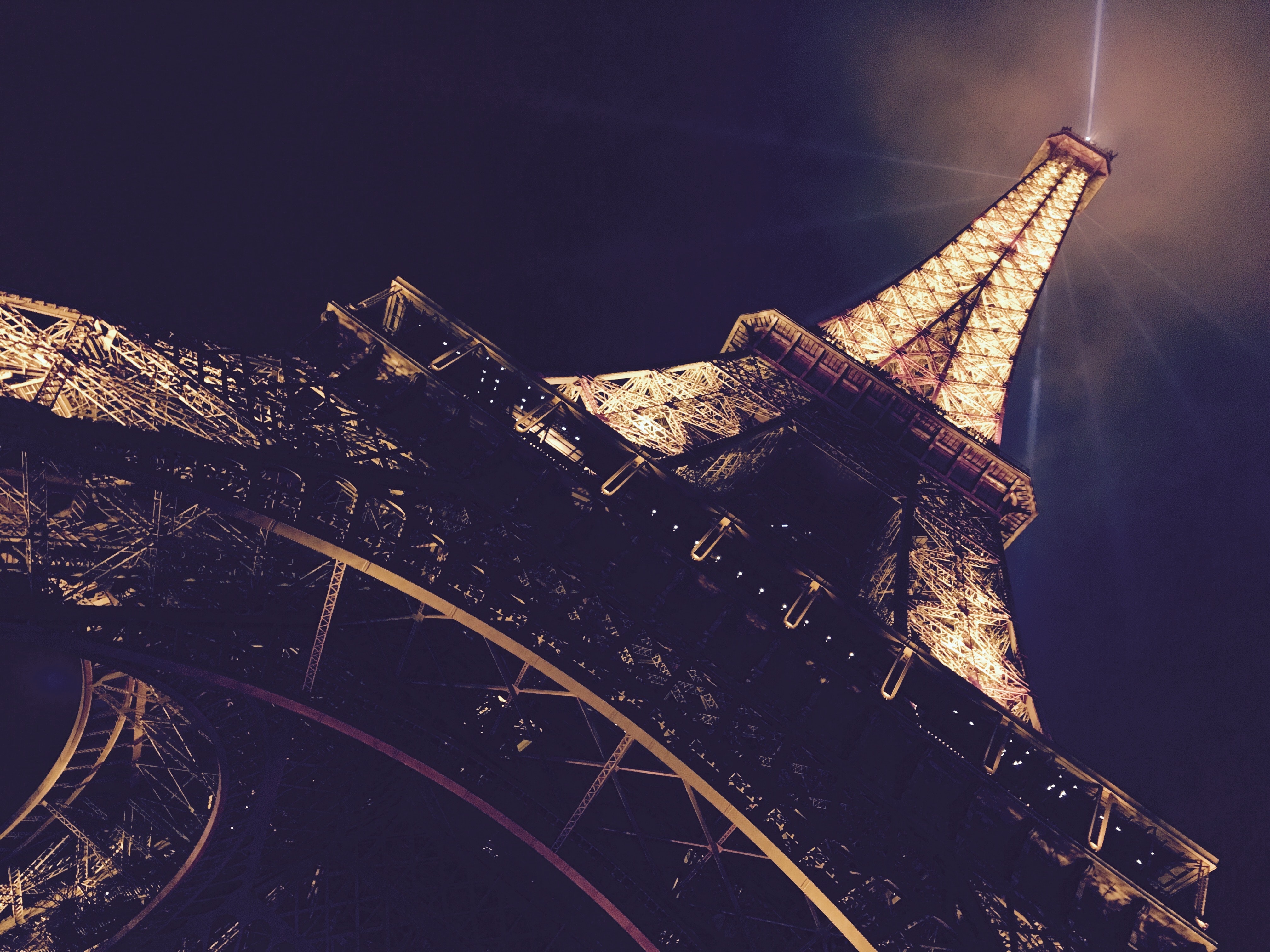 Eiffel Tower At Night Photo, Download The BEST Free Eiffel Tower At Night & HD Image