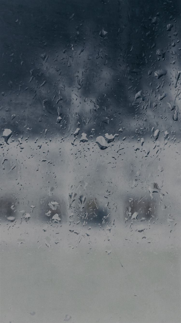 Raindrops on a window iPhone 8 wallpaper - Rain