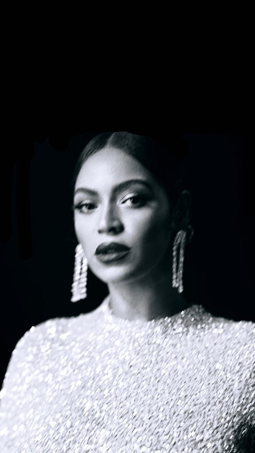 Beyoncé in a white dress and diamond earrings - Beyonce