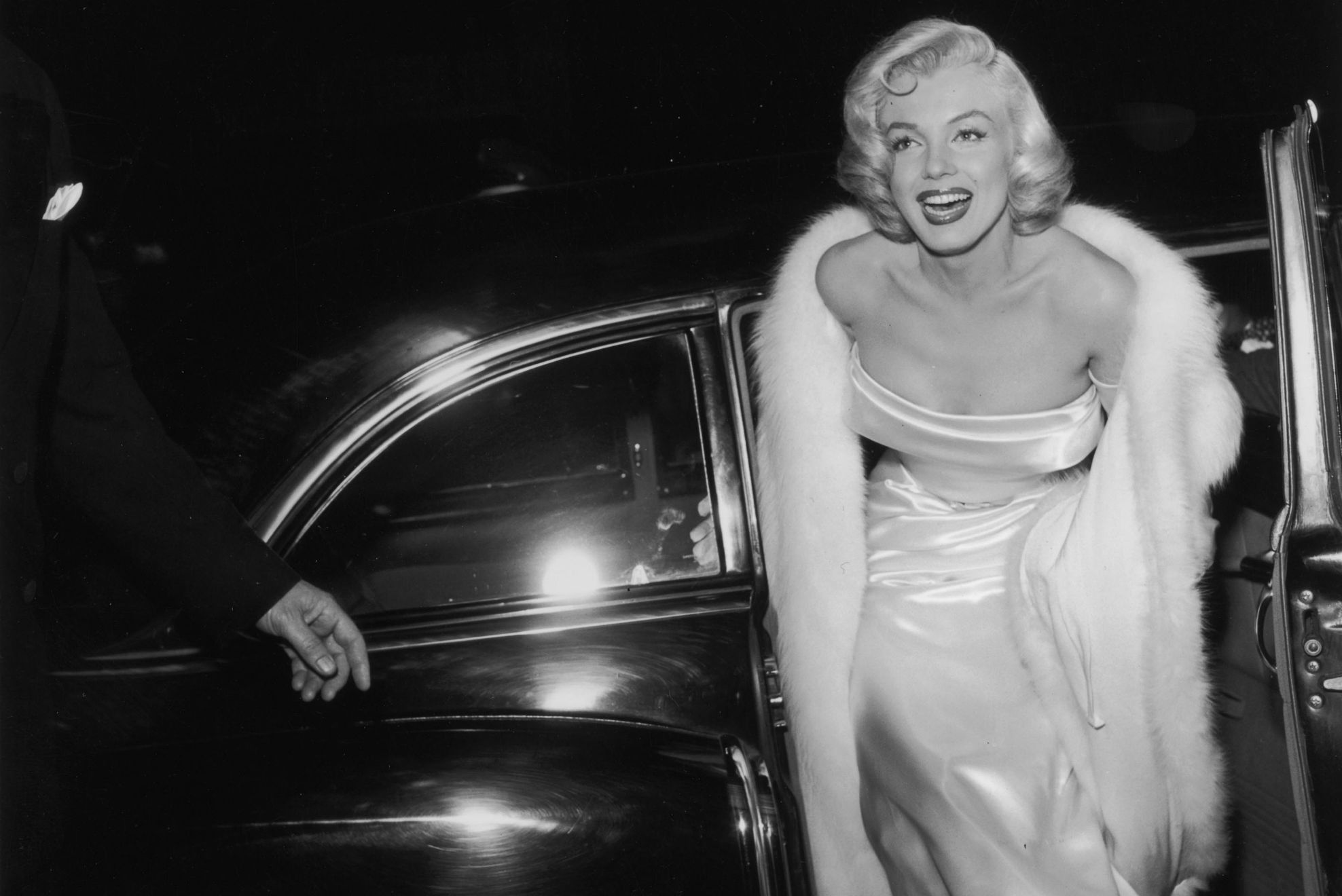 Andy Warhol Marilyn Monroe Wallpaper By HD Wallpaper Daily