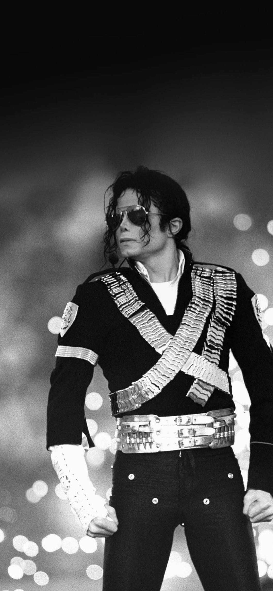 Michael Jackson Bw Concert King Of Pop iPhone X Wallpaper Free Download