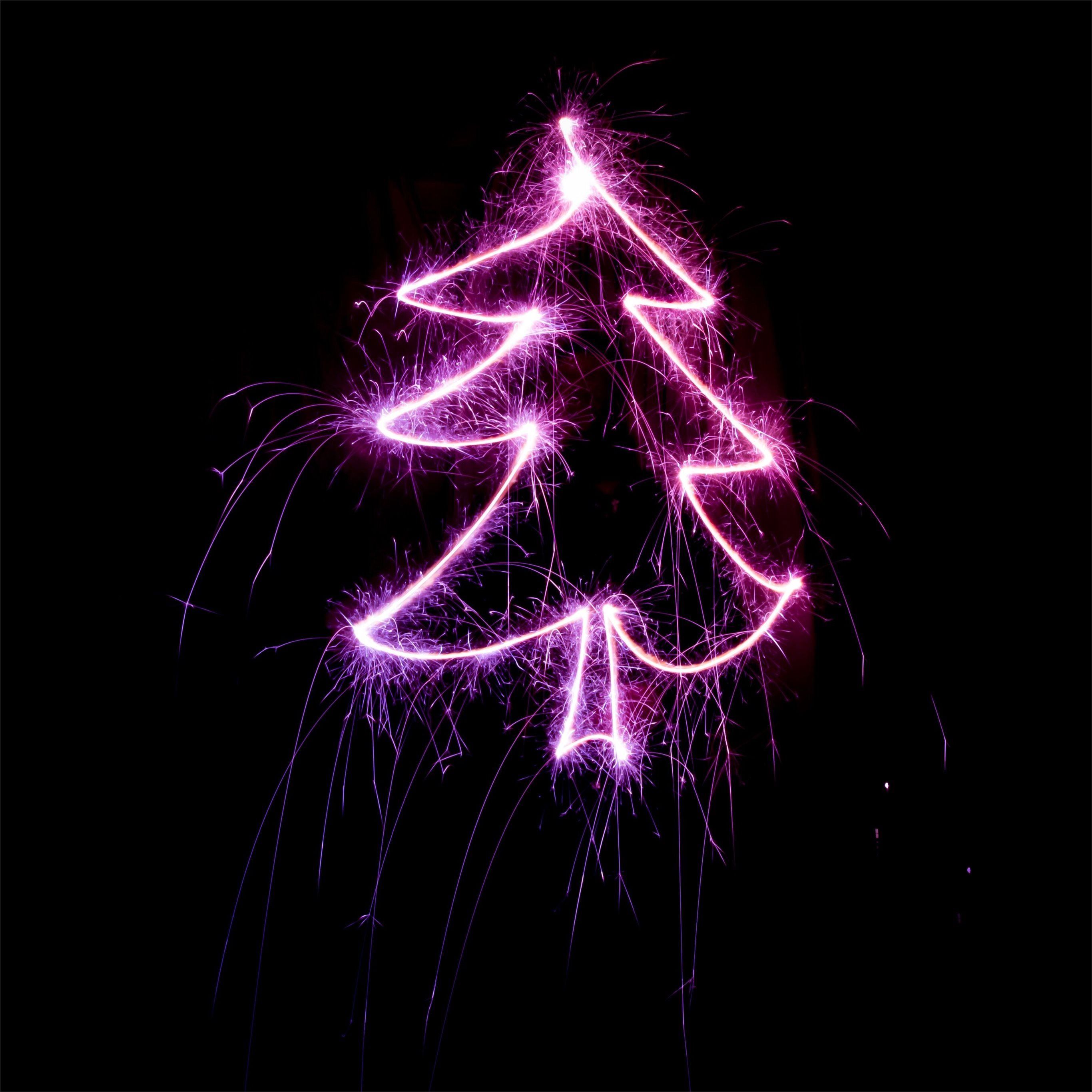 A purple christmas tree made of sparklers - Christmas, Christmas lights