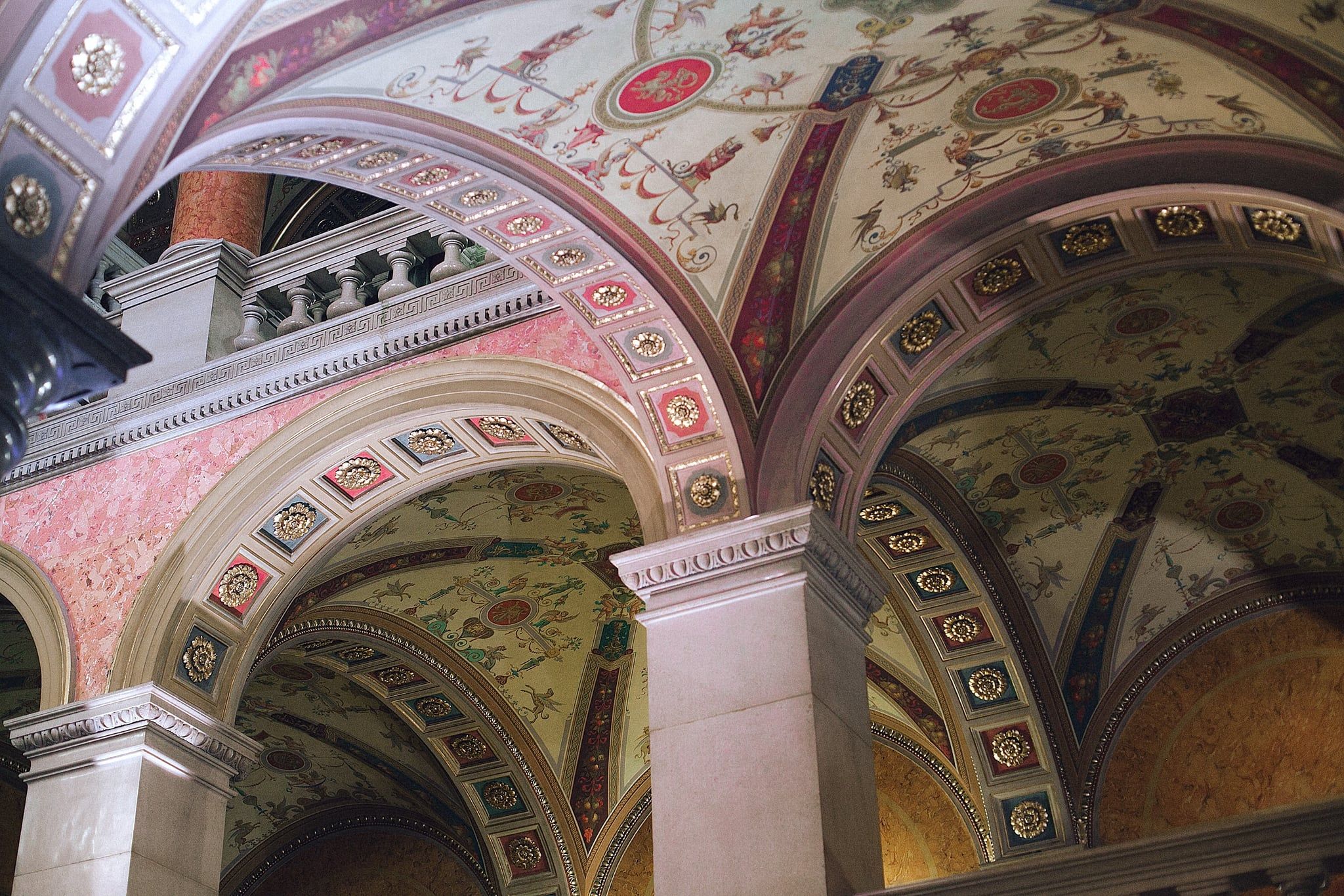 A view of the ceiling and columns of the Library of Congress. - Royalcore