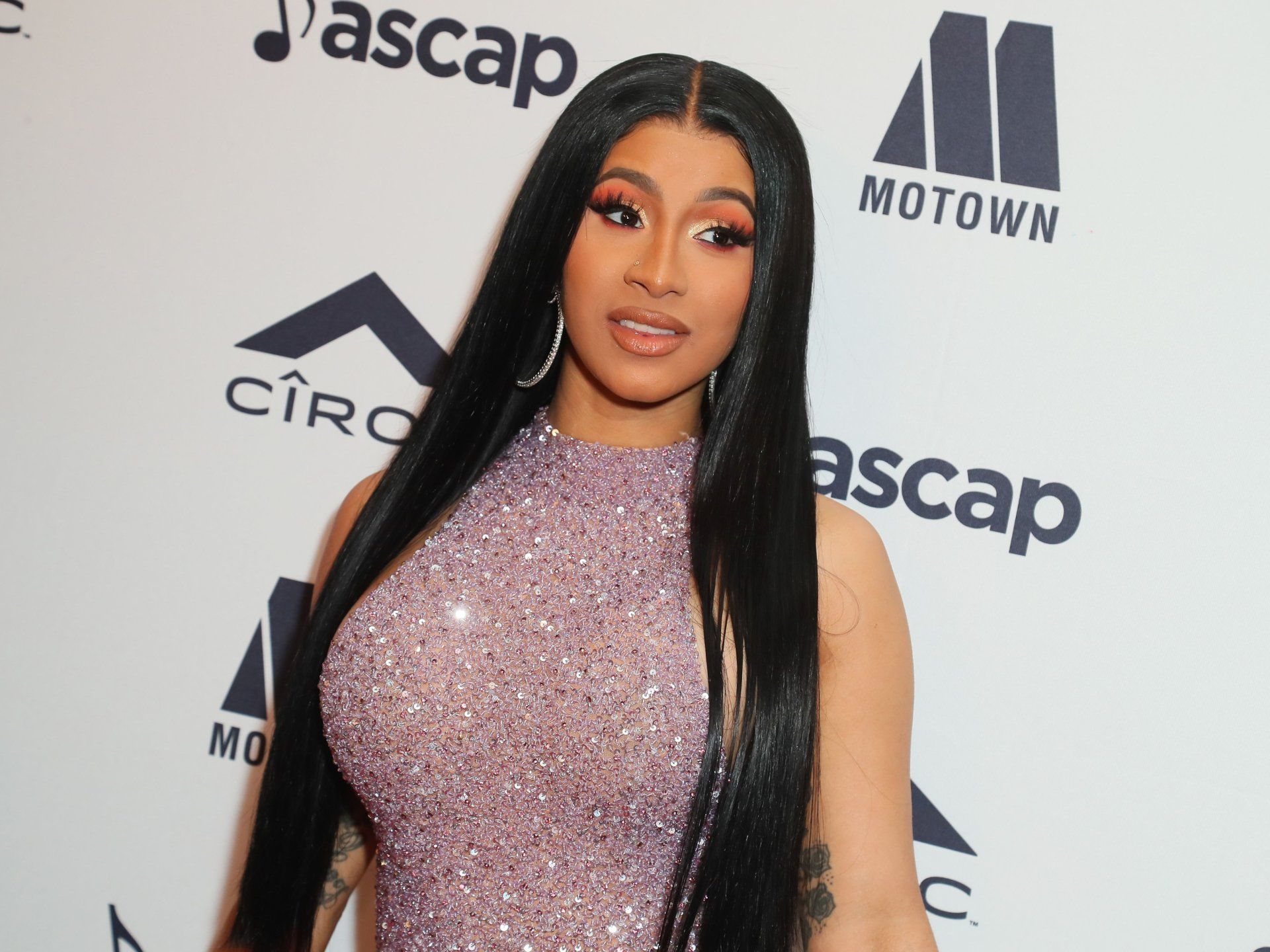 Cardi B says she's going to 'make it right' with the fans who were upset by her performance at the Super Bowl. - Cardi B