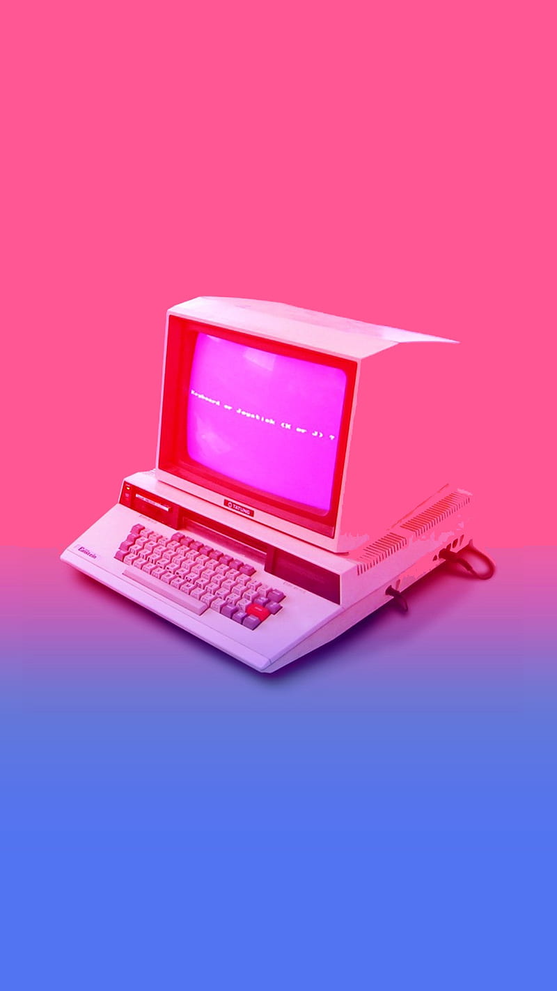 A computer with keyboard and monitor on pink background - Vaporwave, gradient