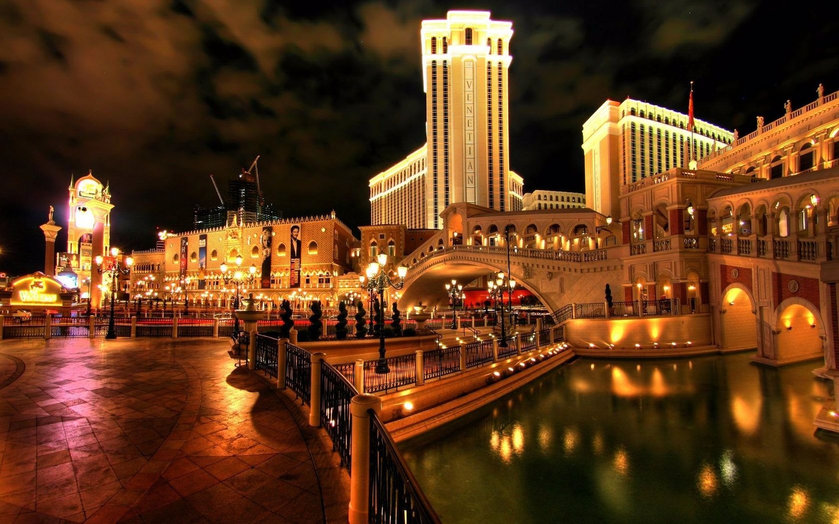 The Venetian Macao is a luxury resort and casino and the largest single building in the world. - Las Vegas