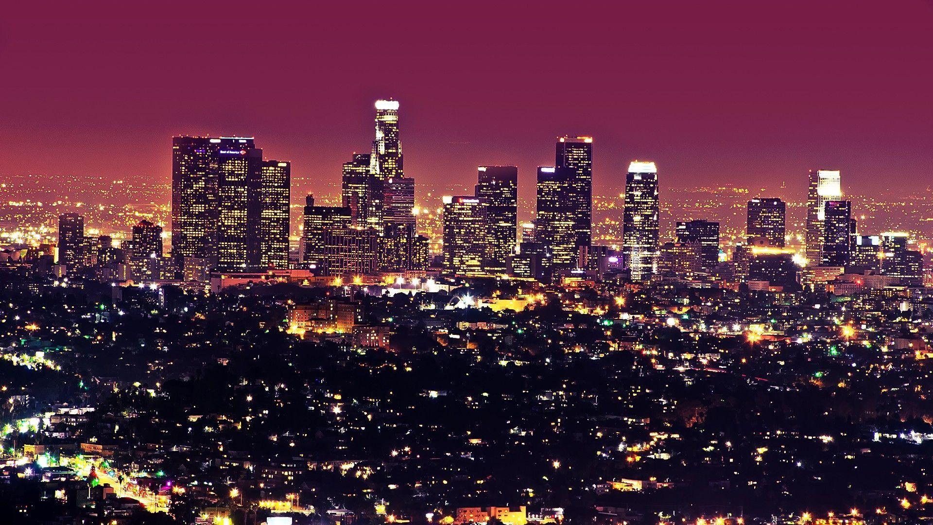 A night view of the city of Los Angeles - Los Angeles