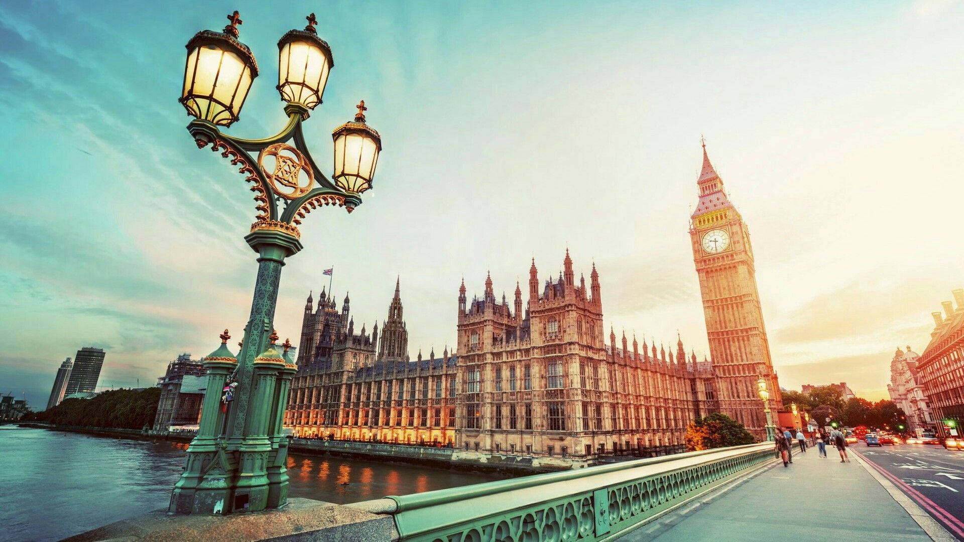 A view of the big ben clock tower - London