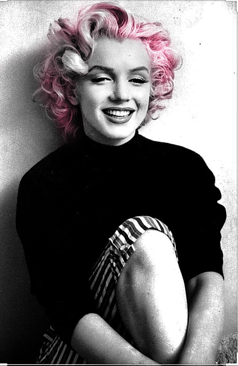 A black and white photo of marilyn monroe - Marilyn Monroe