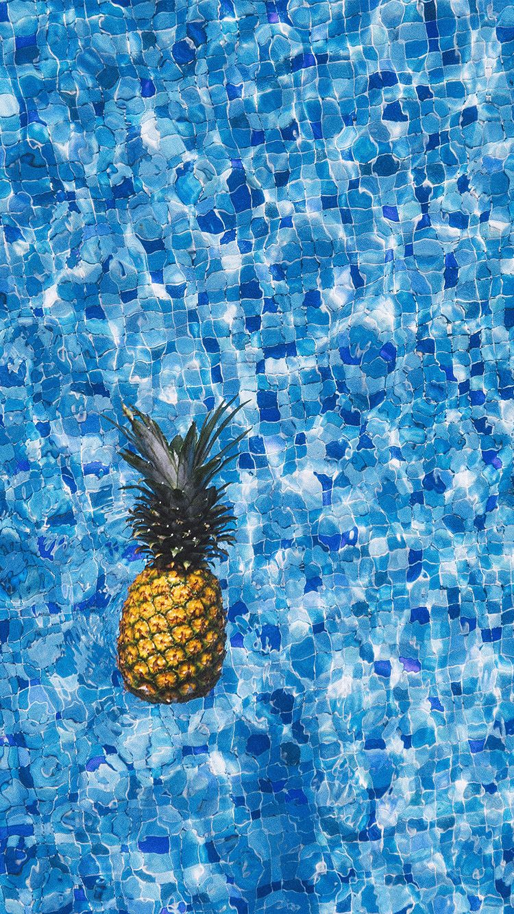 Pineapple in a pool - Pineapple