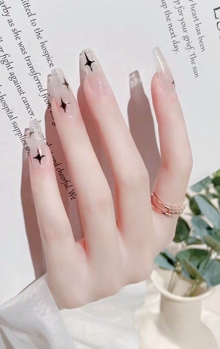 beautiful picture / aesthetic / tetlassova. Дизайнерские ногти, Отрастить ногти, Длинные ногти